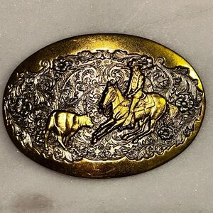 Award Design ~ Western/Cowboy/Bull ~ Gold & Silver Metal Tone ~ 24GP Belt Buckle
